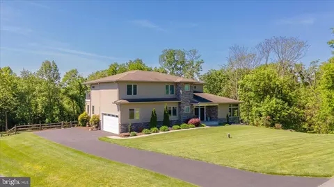 Exterior - 3362 Eclipse Dr, Jefferson, MD 21755 photo 3 of 17