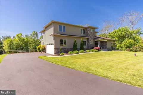 Exterior - 3362 Eclipse Dr, Jefferson, MD 21755 photo 2 of 17