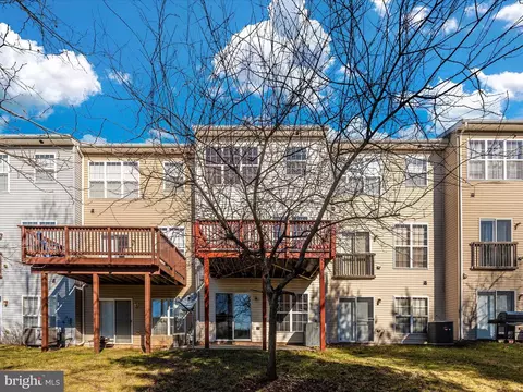 Exterior - 2570 Emerson Dr, Frederick, MD 21702 photo 11 of 11