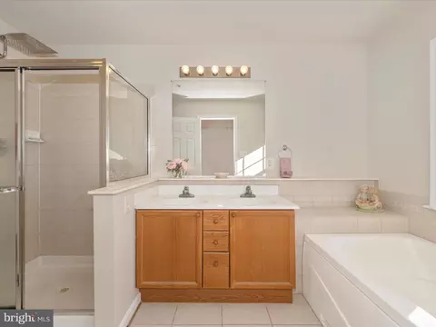 Bath - 2570 Emerson Dr, Frederick, MD 21702 photo 1 of 6
