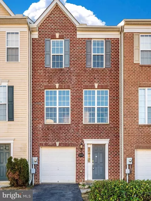 Exterior - 2570 Emerson Dr, Frederick, MD 21702 photo 2 of 11