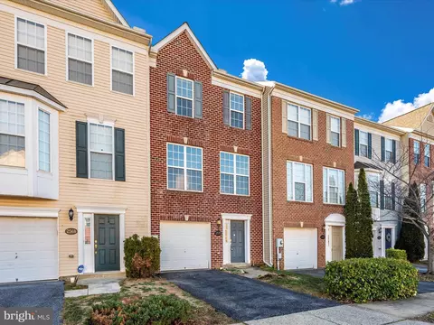 Exterior - 2570 Emerson Dr, Frederick, MD 21702 photo 4 of 11
