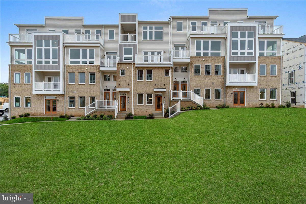 1614 Blacksmith Way UNIT B, Frederick, MD 21702 photo 1