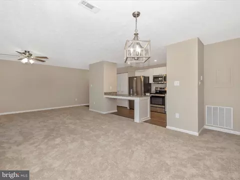 Living - 2153 Wainwright Ct #1B, Frederick, MD 21702 photo 4 of 4