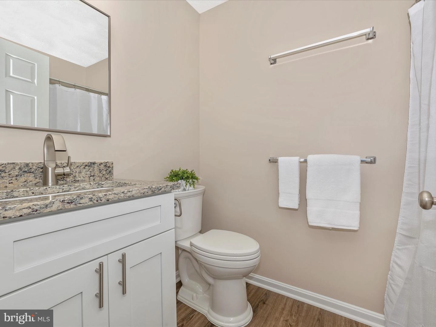 Bath - 2153 Wainwright Ct #1B, Frederick, MD 21702 photo 1 of 4