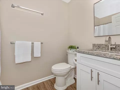 Bath - 2153 Wainwright Ct #1B, Frederick, MD 21702 photo 3 of 4