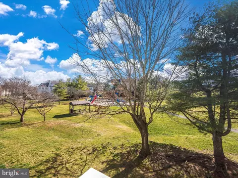 View/Area - 2129 Wainwright Ct #1C, Frederick, MD 21702 photo 1 of 7