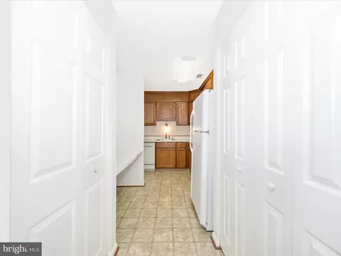 Entry Way - 2129 Wainwright Ct #1C, Frederick, MD 21702 photo 1 of 1