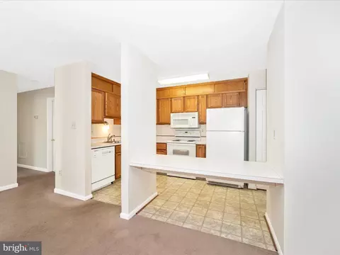 Kitchen - 2129 Wainwright Ct #1C, Frederick, MD 21702 photo 2 of 8