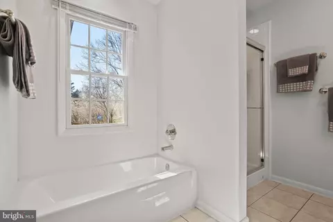 Bath - 8214 Greenvale Dr, Frederick, MD 21702 photo 2 of 5