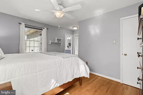 Bedroom - 8214 Greenvale Dr, Frederick, MD 21702 photo 2 of 6