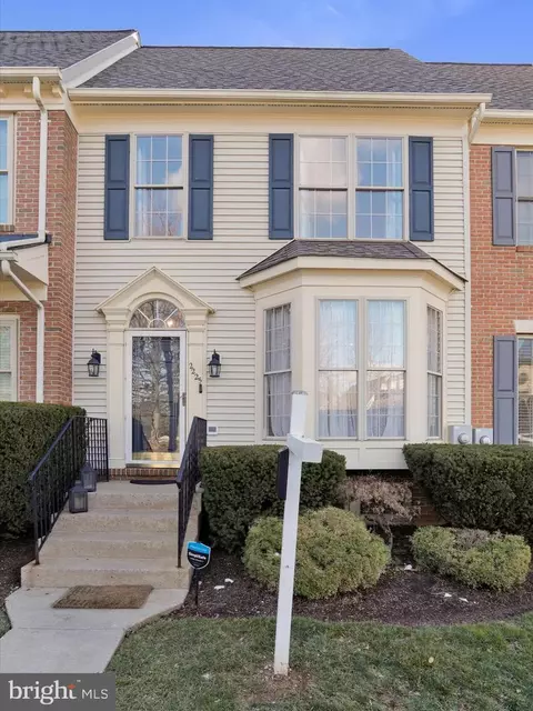 Exterior - 2225 Village Square Rd, Frederick, MD 21701 photo 2 of 7