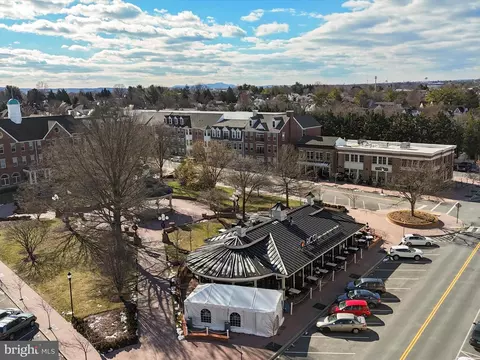 View/Area - 2225 Village Square Rd, Frederick, MD 21701 photo 3 of 5