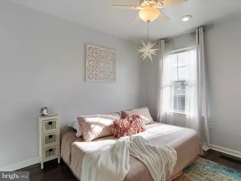 Bedroom - 2225 Village Square Rd, Frederick, MD 21701 photo 4 of 11