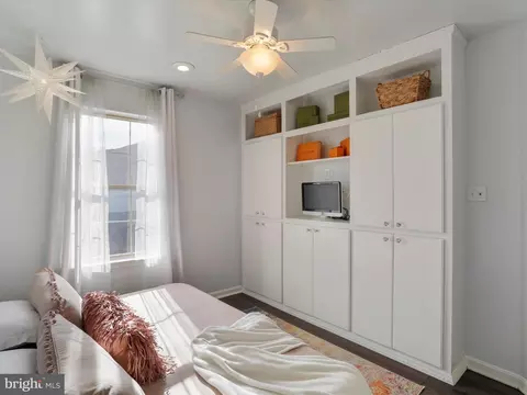 Bedroom - 2225 Village Square Rd, Frederick, MD 21701 photo 5 of 11