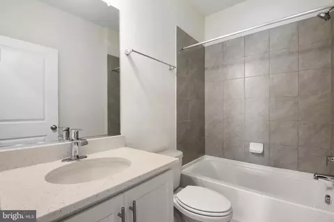 Bath - 410 Herringbone Way, Frederick, MD 21701 photo 2 of 5