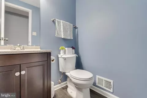 Bath - 141 Melrose Ct, Frederick, MD 21702 photo 3 of 8