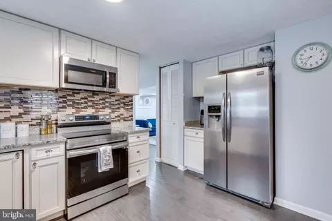 Kitchen - 141 Melrose Ct, Frederick, MD 21702 photo 4 of 4