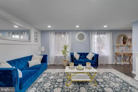 Living - 141 Melrose Ct, Frederick, MD 21702 photo 3 of 6