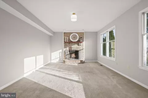 Entry Way - 309 Cone Branch Dr, Middletown, MD 21769 photo 6 of 7