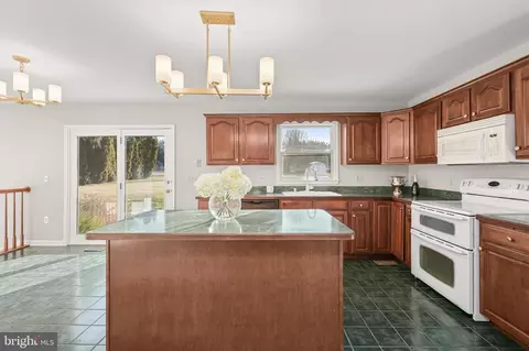 Kitchen - 309 Cone Branch Dr, Middletown, MD 21769 photo 1 of 8