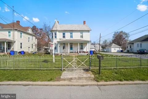 141 N Carroll St, Thurmont, MD 21788