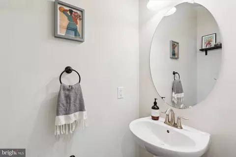 Bath - 6265 Alexa St, Frederick, MD 21703 photo 9 of 10