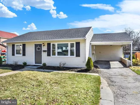 6 James St, Frederick, MD 21701