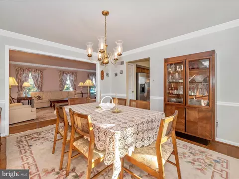 Dining - 6418 Jefferson Blvd, Frederick, MD 21703 photo 2 of 3
