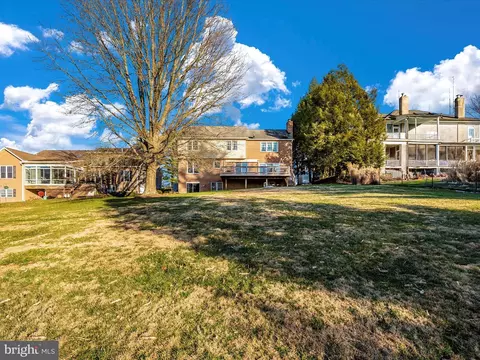 Exterior - 6418 Jefferson Blvd, Frederick, MD 21703 photo 11 of 12
