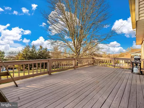 Exterior - 6418 Jefferson Blvd, Frederick, MD 21703 photo 6 of 12