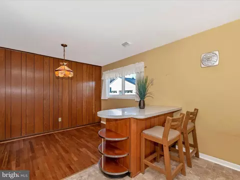 Kitchen - 907 Young Pl, Frederick, MD 21702 photo 8 of 9
