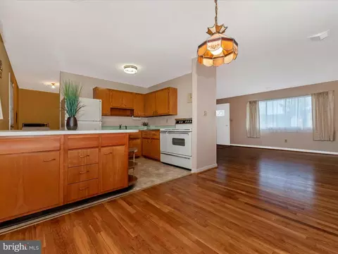 Kitchen - 907 Young Pl, Frederick, MD 21702 photo 1 of 9