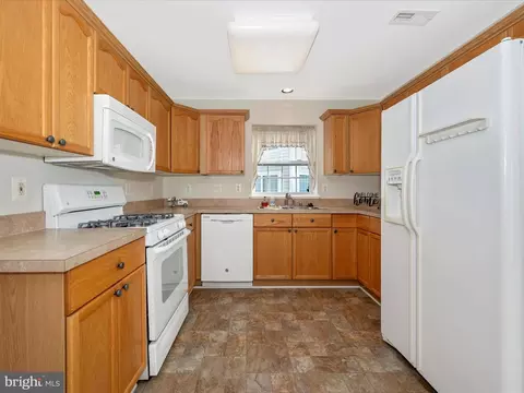 Kitchen - 595 Cawley Dr #4-2C, Frederick, MD 21703 photo 1 of 8