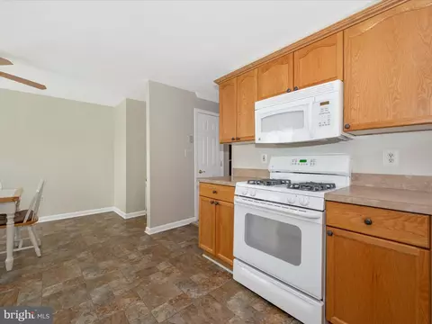 Kitchen - 595 Cawley Dr #4-2C, Frederick, MD 21703 photo 8 of 8