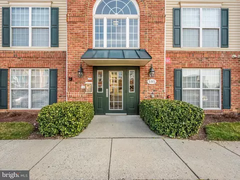 Exterior - 595 Cawley Dr #4-2C, Frederick, MD 21703 photo 2 of 7