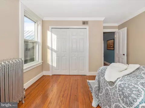 Bedroom - 228 E 7th St, Frederick, MD 21701 photo 6 of 13