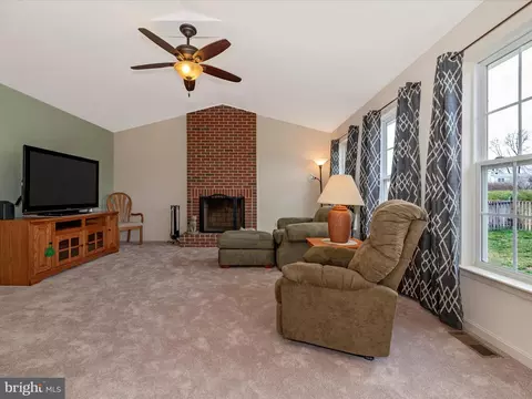 Living - 6818 Hallard Ct, Frederick, MD 21703 photo 1 of 3