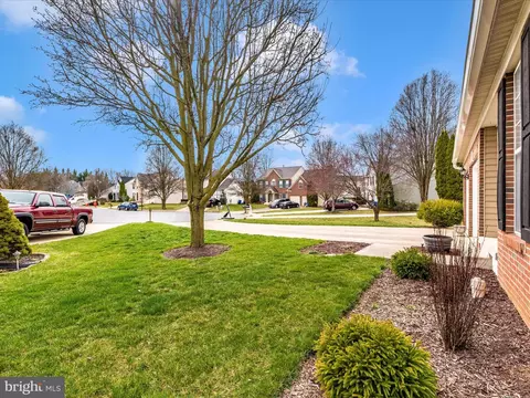 View/Area - 6818 Hallard Ct, Frederick, MD 21703 photo 1 of 3