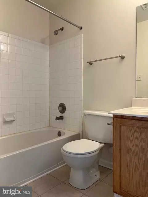 Bath - 516 Eisenhower Dr, Frederick, MD 21703 photo 4 of 4
