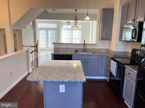 Kitchen - 516 Eisenhower Dr, Frederick, MD 21703 photo 3 of 6