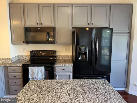 Kitchen - 516 Eisenhower Dr, Frederick, MD 21703 photo 1 of 6