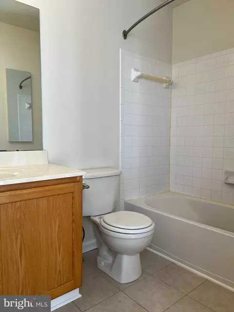 Bath - 516 Eisenhower Dr, Frederick, MD 21703 photo 3 of 4