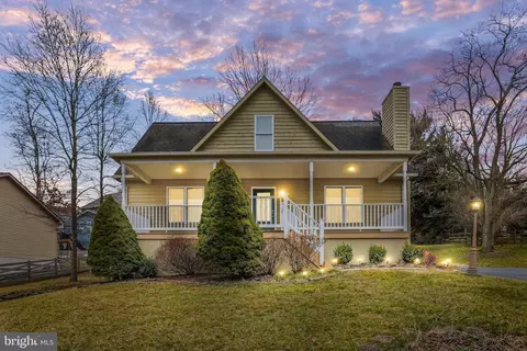 10803 Forest Edge Pl, New Market, MD 21774
