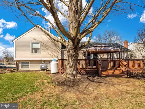 Exterior - 6795 Singletree Ct, Frederick, MD 21703 photo 12 of 12