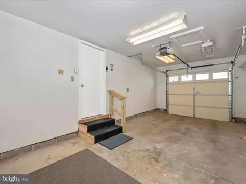 Exterior - 6795 Singletree Ct, Frederick, MD 21703 photo 6 of 12