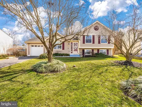 Exterior - 6795 Singletree Ct, Frederick, MD 21703 photo 3 of 12