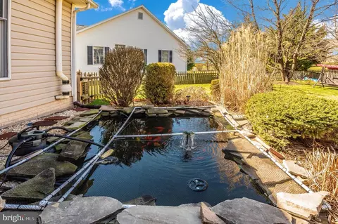 Exterior - 2479 Wayside Ct, Frederick, MD 21703 photo 7 of 16