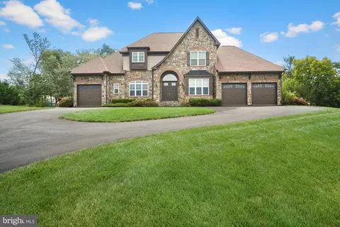 2127 Regina Ter, Clarksburg, MD 20871