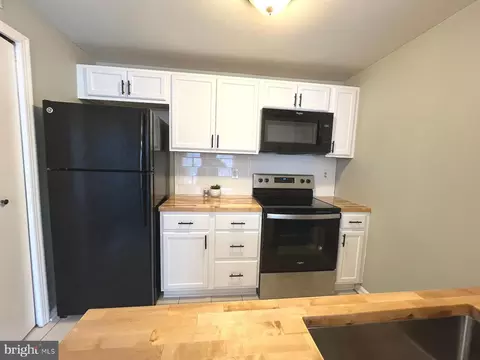 Kitchen - 1224 C Danielle Dr #1224C, Frederick, MD 21703 photo 5 of 9